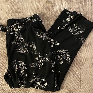 Lysse Black & White Flower Pants XL